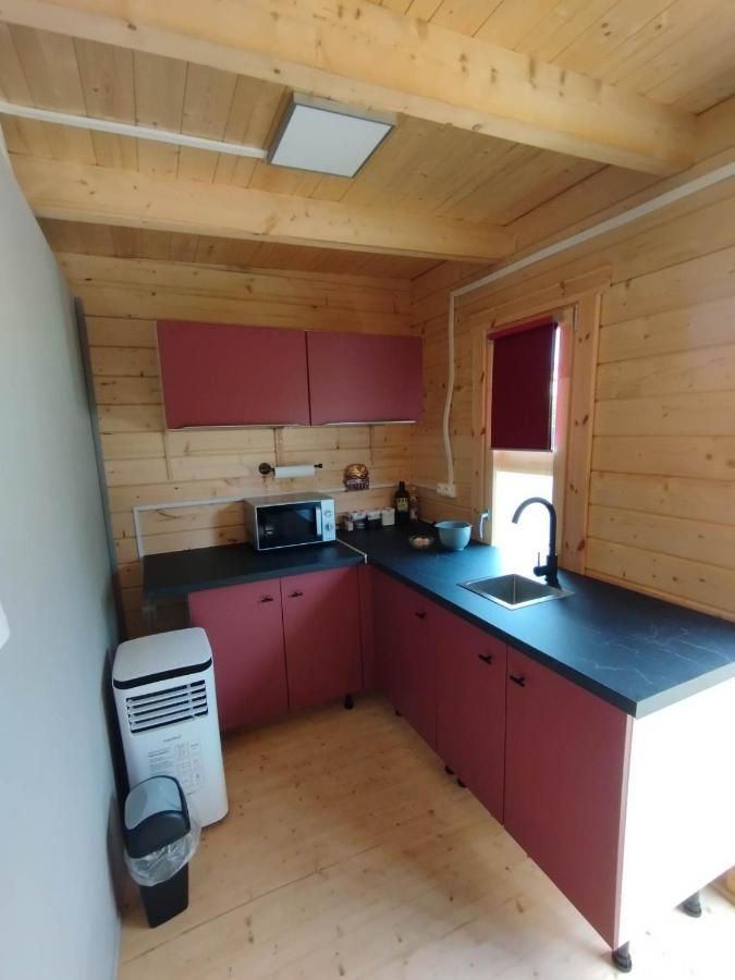 Saint-Florent-sur-Cher Tiny House Toute Equipee Avec Jardin מראה חיצוני תמונה
