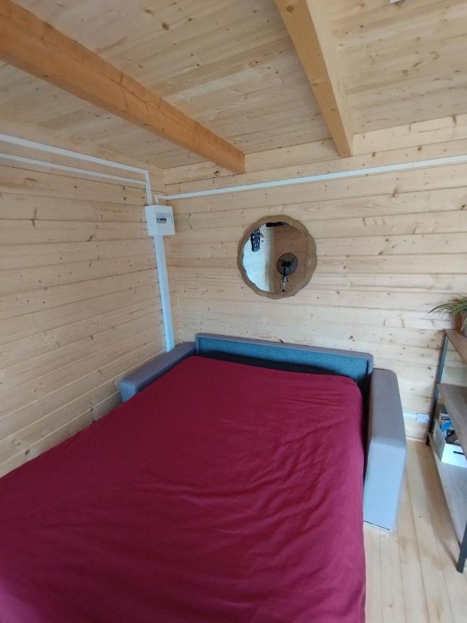 Saint-Florent-sur-Cher Tiny House Toute Equipee Avec Jardin מראה חיצוני תמונה